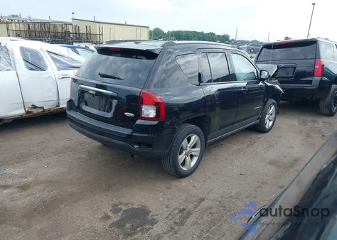 2017 Jeep Compass Latitude 4X4 from USA, damaged, VIN 1C4NJDEB4HD205233
